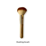 Dusting Brush No.11 (Large, fluffy for a light, airy finish) Clazona